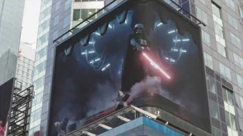 Рекламный щит Дарта Вейдера на Таймс-сквер - «Видео приколы»
