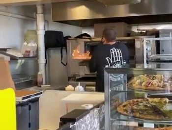 Для тех кто любит горячую пиццу - «Видео приколы»